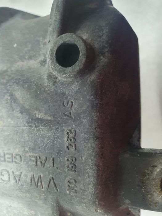 Suport motor 1.9 tdi bls 1k0199262 Volkswagen VW Golf 5