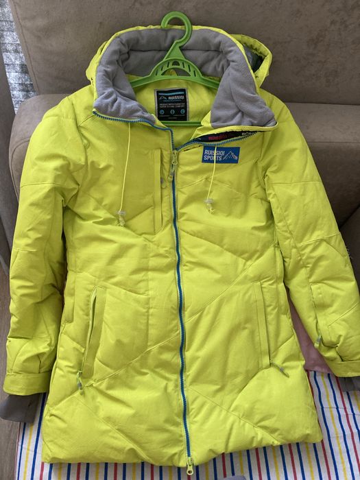 Теплая горнолыжная куртка