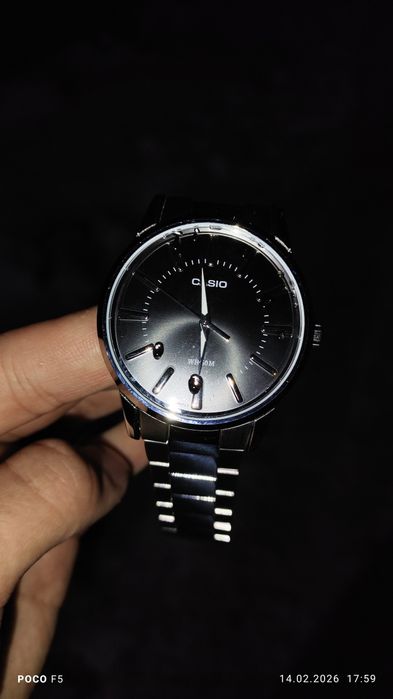 Продам часы Casio MTP-1303