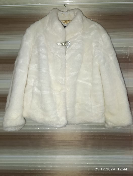 Белая шуба  размер 2XL