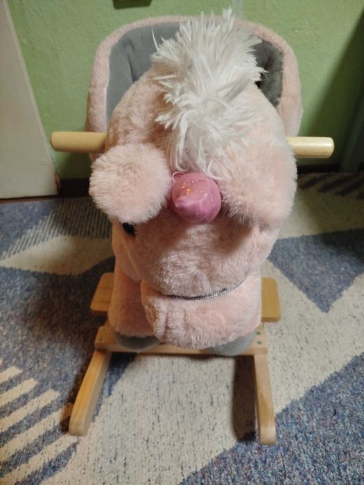 Детско конче люлка със звуци