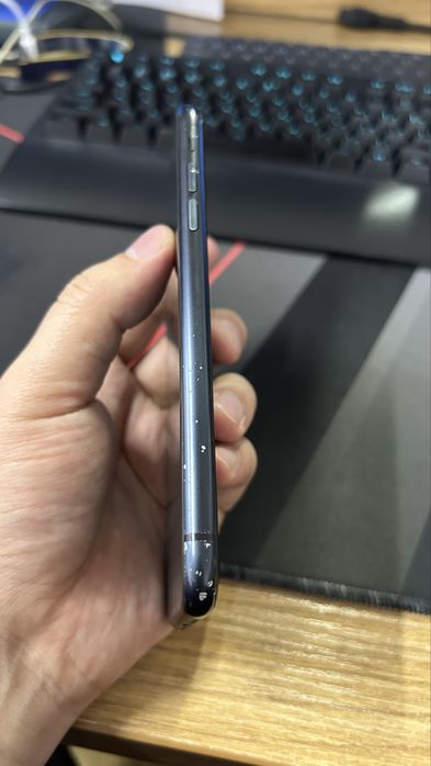 iPhone Xr 128Gb черный