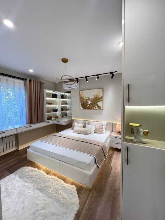 Сдаётся 2в3/4/4 на Бабура Ориентир ТЦ NEXT