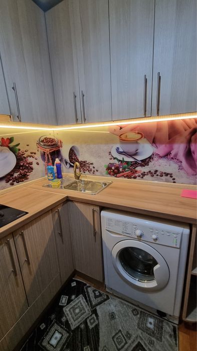 Продам 1,5 квартиру на Бурова