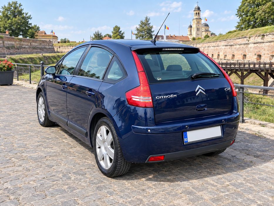 Citroen C4 model 2008 variante auto