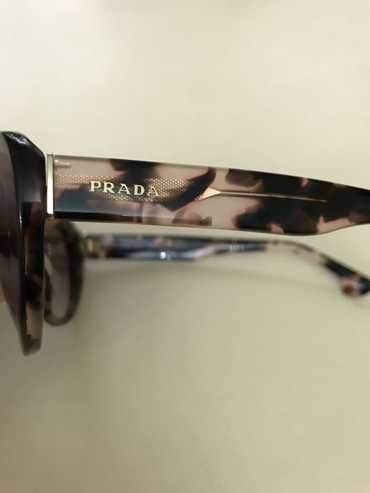 Очки Prada Италия