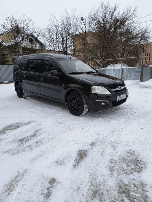 Продам машину largus