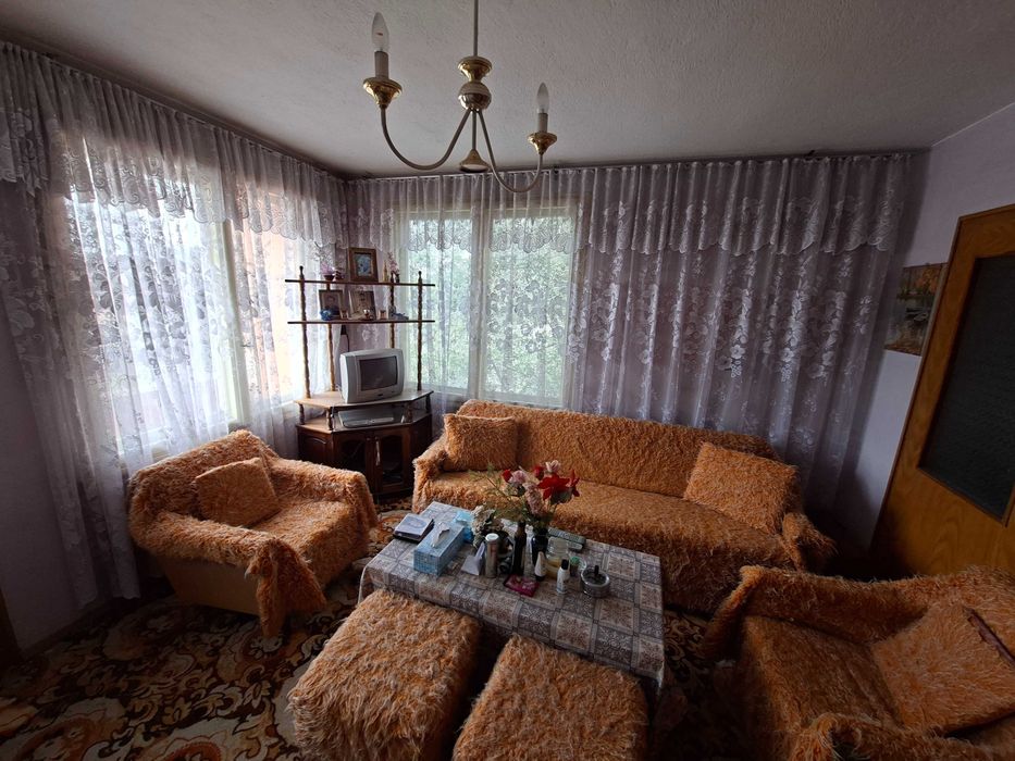 Продава се Тристаен апартамент в Панагюрище - 120 кв.м за 600 €/кв.м - Снимка #18