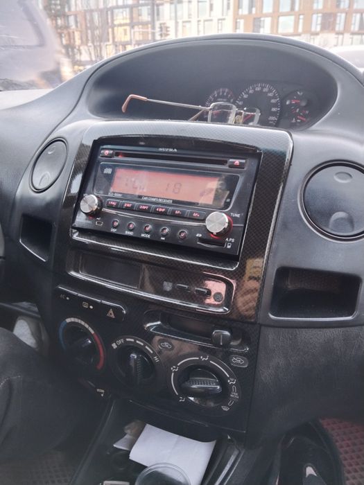 Авто машина Geeli mk