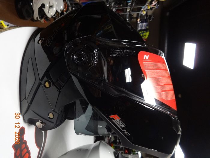 Нов Модел! 2021 Модуларна Мото Каска NITRO F 390 UNO черен гланц