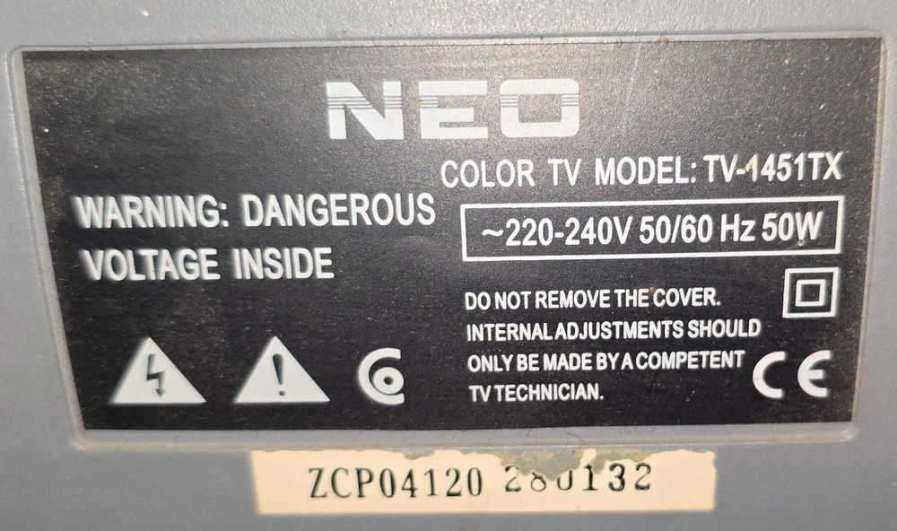 Продавам напълно работещ и запазен цветен телевизор с кинескоп NEO (модел TV-1451TX).
