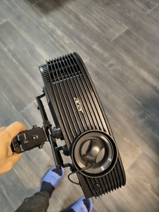 Vând videoproiector Acer DLP