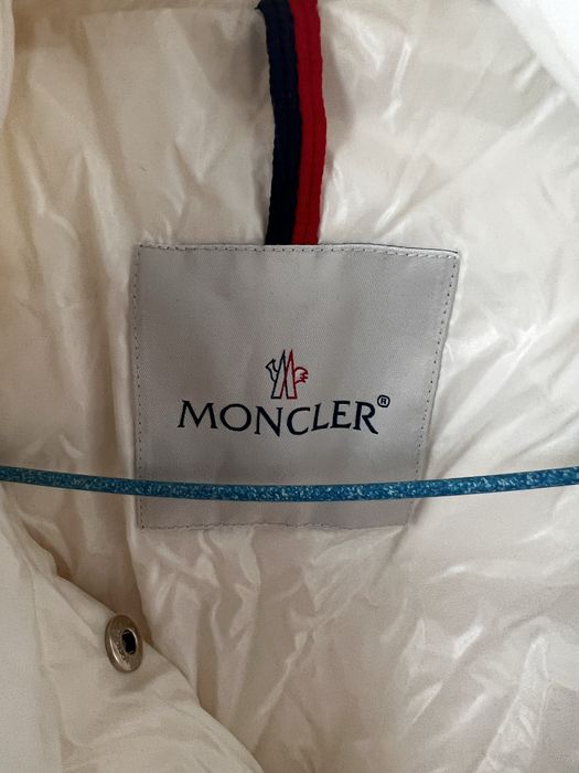 Дамско яке Moncker