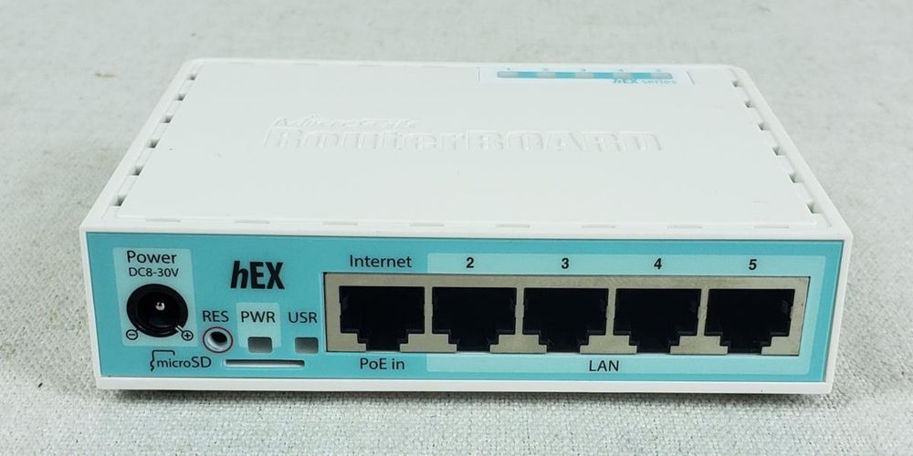 MIKROTIK hEX RB750Gr3 kimga kere bosa bor