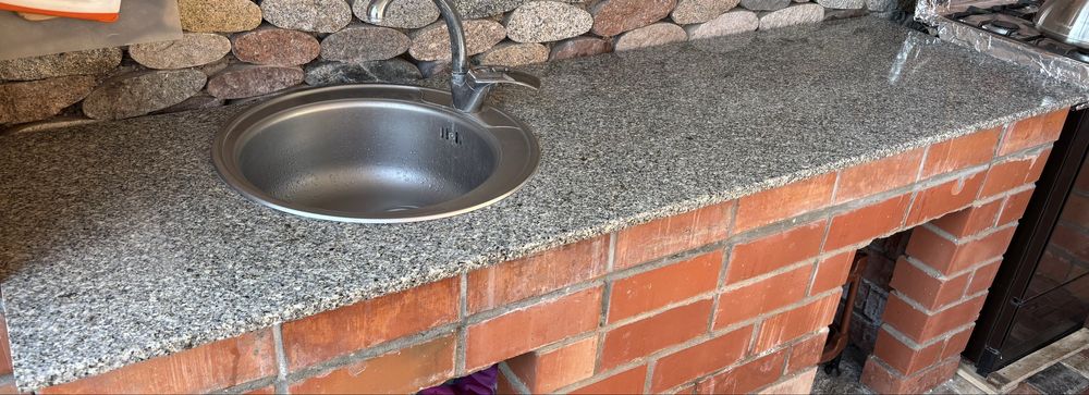 Столешница из мрамора с мойкой