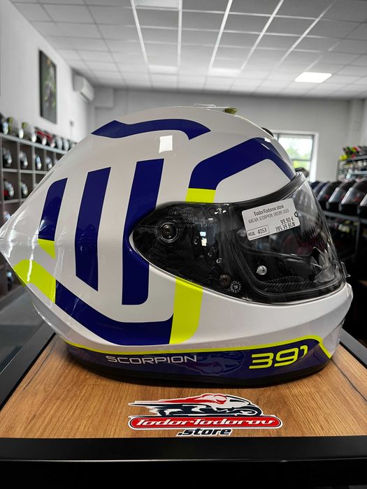 Топ Цена Мото каска SCORPION 391 Clutter White/Fluo,Xl  60-61см.като нова