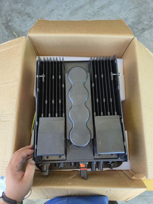Vand invertor nou