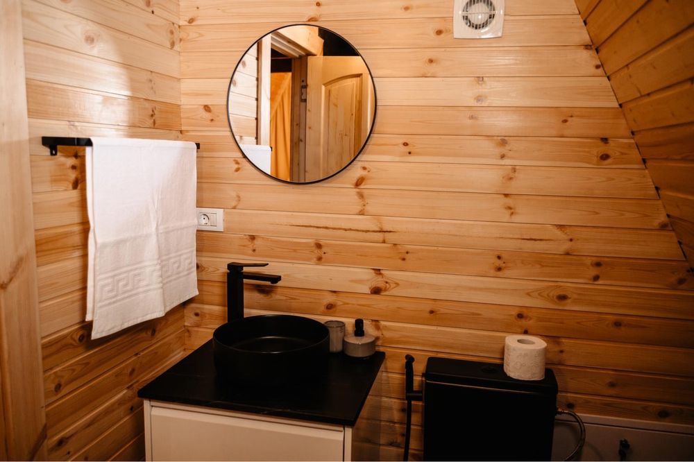 Inchiriem casute A / cabane / cabane A frame