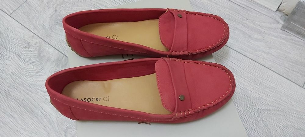 Pantofi piele Lasocki rosii
