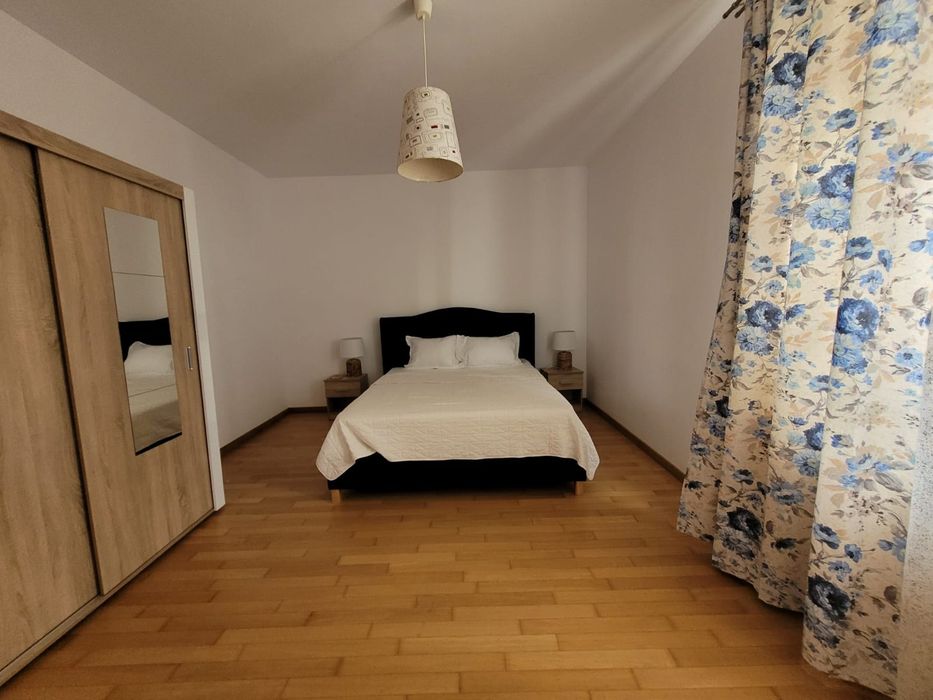 Cazare Neptun Sea Home apartament  4 camere