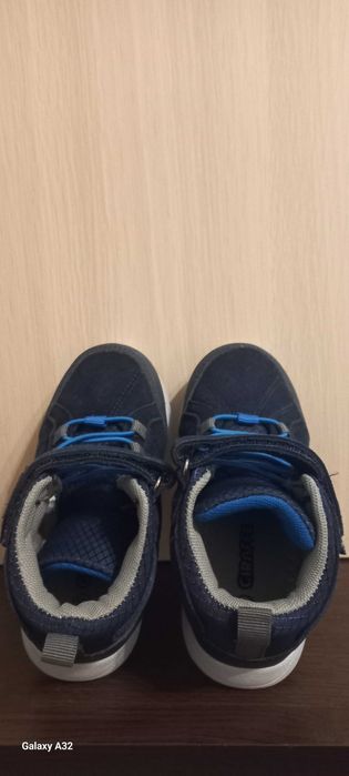 Обувки за момче 26 номер