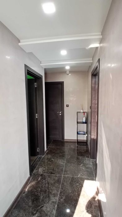 Дава се под наем Етаж от къща в Варна, Възраждане 3 - 85 кв.м за 76.5 € - Снимка #9