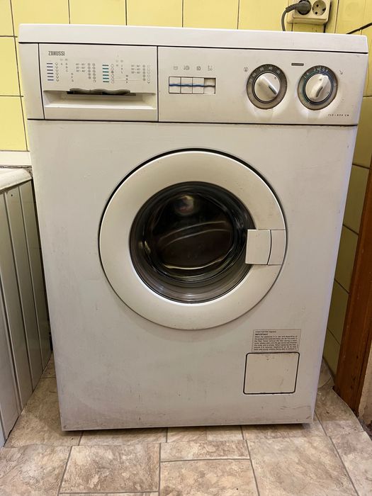 Стиральная машинка Занусси