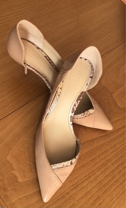 Елегантни обувки ZARA, лак и велур, N37