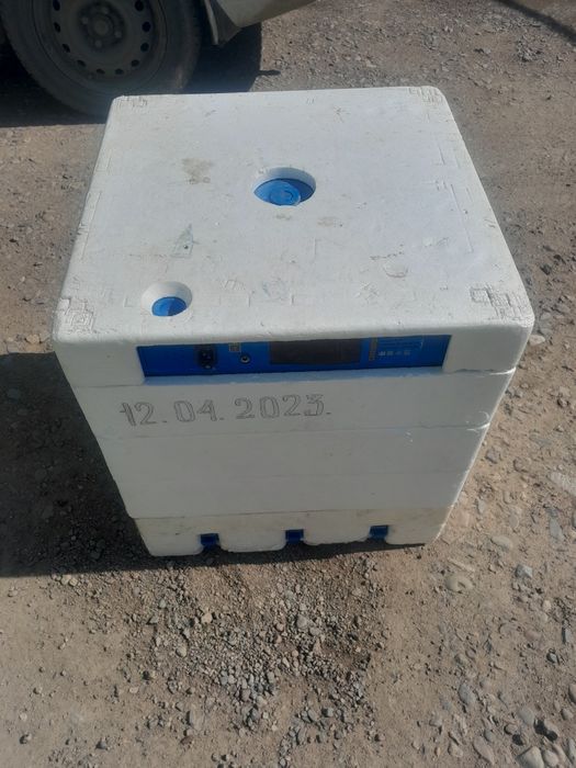 Инкуватор.   Сатылады.