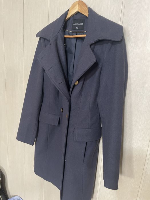 Пальто новое темно серое