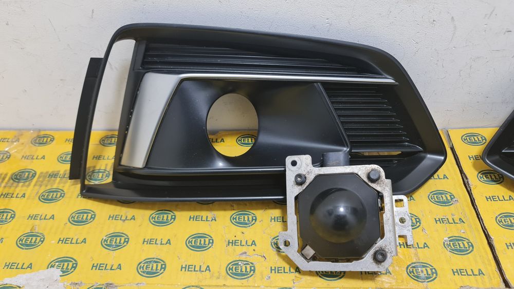 Senzor distronic radar acc grila bara fata Audi A4 B9 F5 A5 8W0 8W6