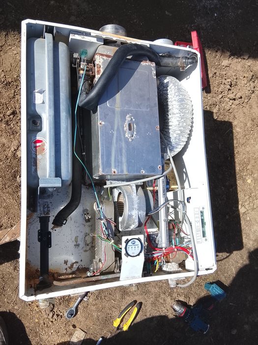 На запчась 2 котла baxi. Daewoo