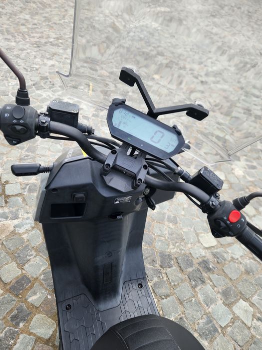 Super Soco CPX electric 2 acumulatori