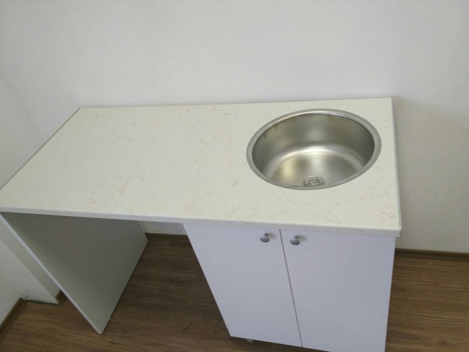 Нов Кухненска шкаф мивка с място за пералня Кухни по поръчка