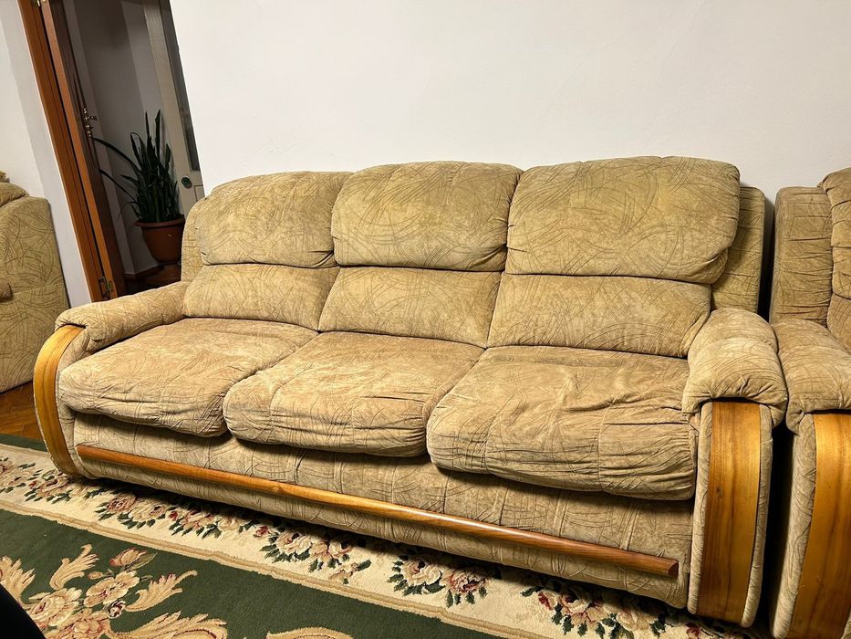 Диван и 2 кресла