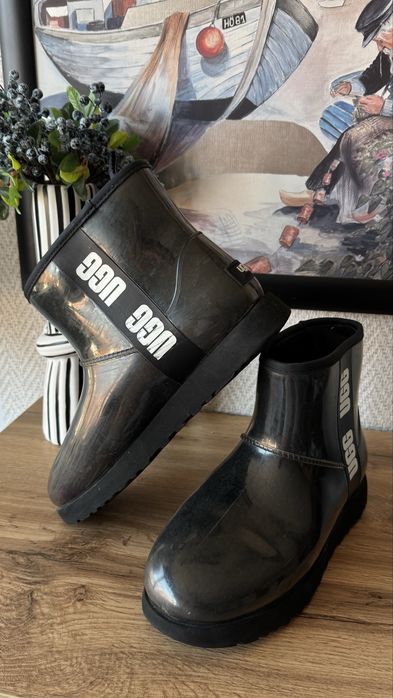 Дамски апрески UGG номер 40