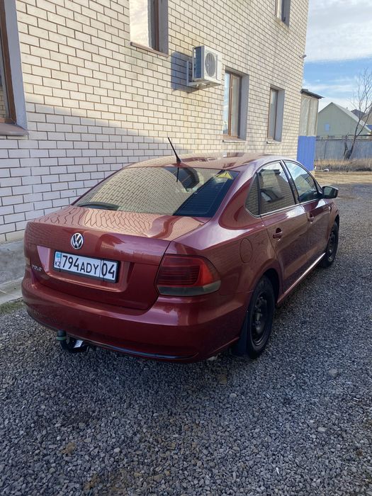 Volkswagen Polo sedan