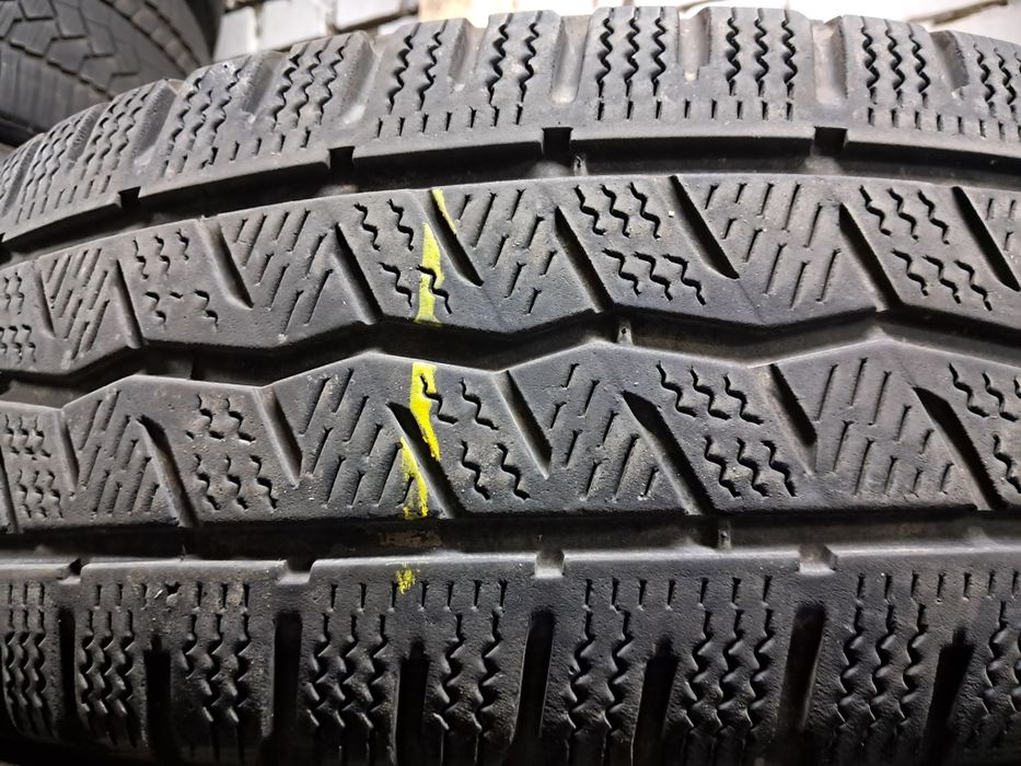 Anvelope second iarna 215 70 R15C Hankook 2024