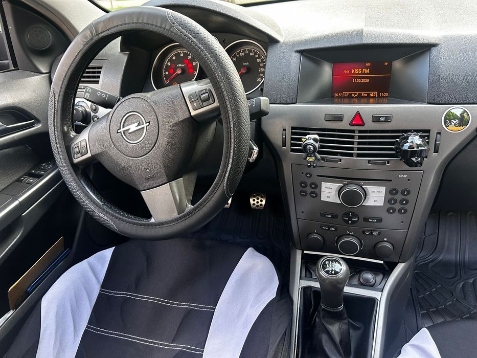 Autoturism Opel Astra