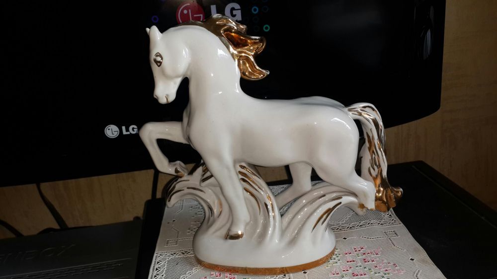 Фарфоровая фигурка. Статуэтка.