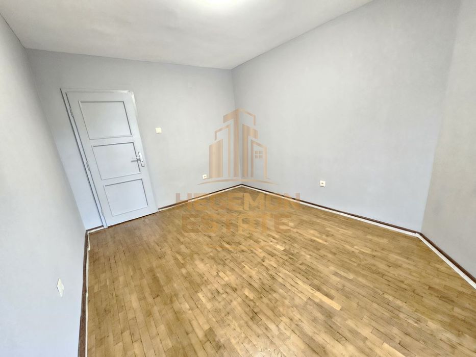 Продава се Двустаен апартамент в Варна, Зимно кино Тракия - 70 кв.м за 948 €/кв.м - Снимка #8