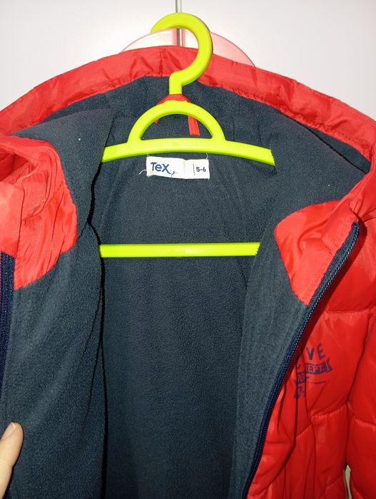 Geaca groasa ,mărimea 5/6 ani