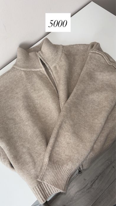 Разгрузка гардероба город Астана