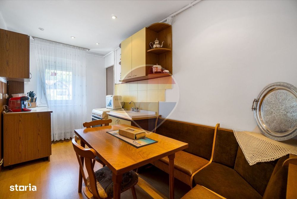 0% Comision | Apartament 3 camere decomandat | Zărnești |