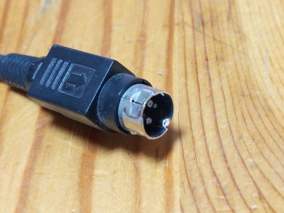 Захранващ адаптер зс 16V Harman Kardon