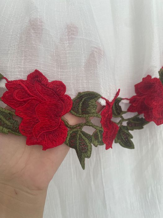 Rochie de plajă inflorată