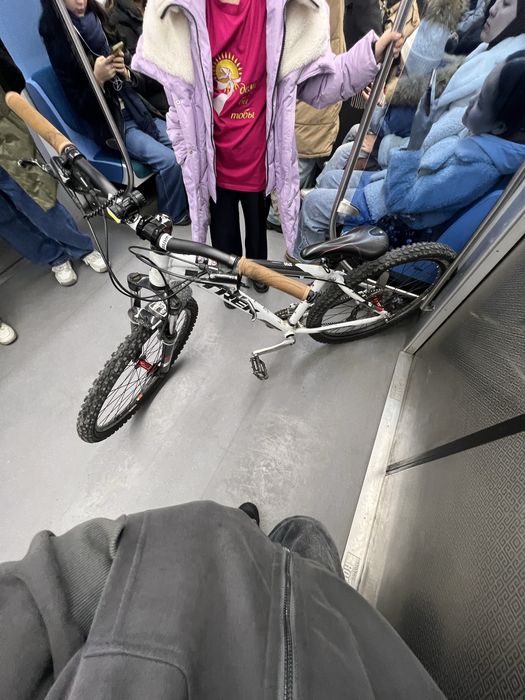 Велосипед TREK 3700 disc