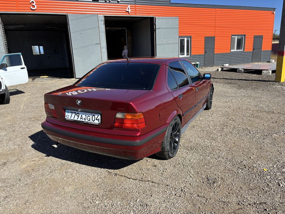 Продам бмв е36 состояние отлично