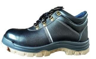 Рабочие ботинки  из натуральной кожи.