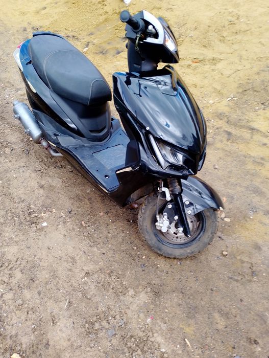 Продам обмен скутер